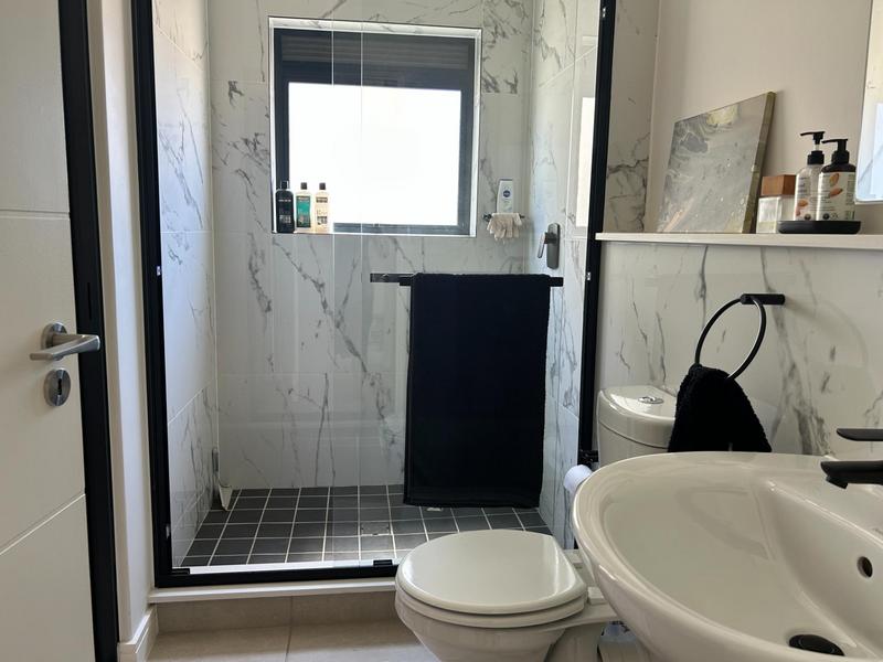 To Let 2 Bedroom Property for Rent in Sandown Western Cape